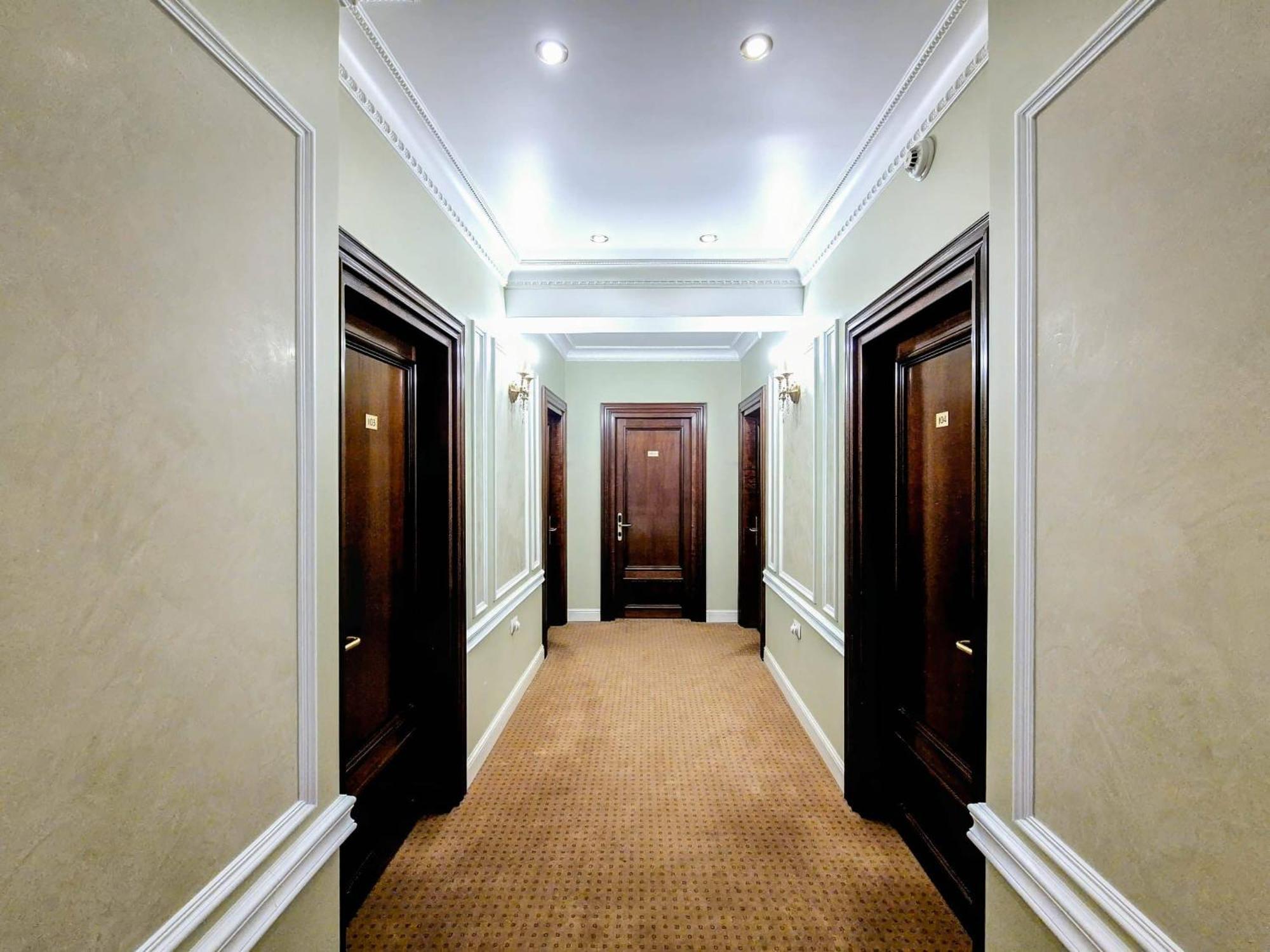 Green Park Boutique Hotel Focşani エクステリア 写真